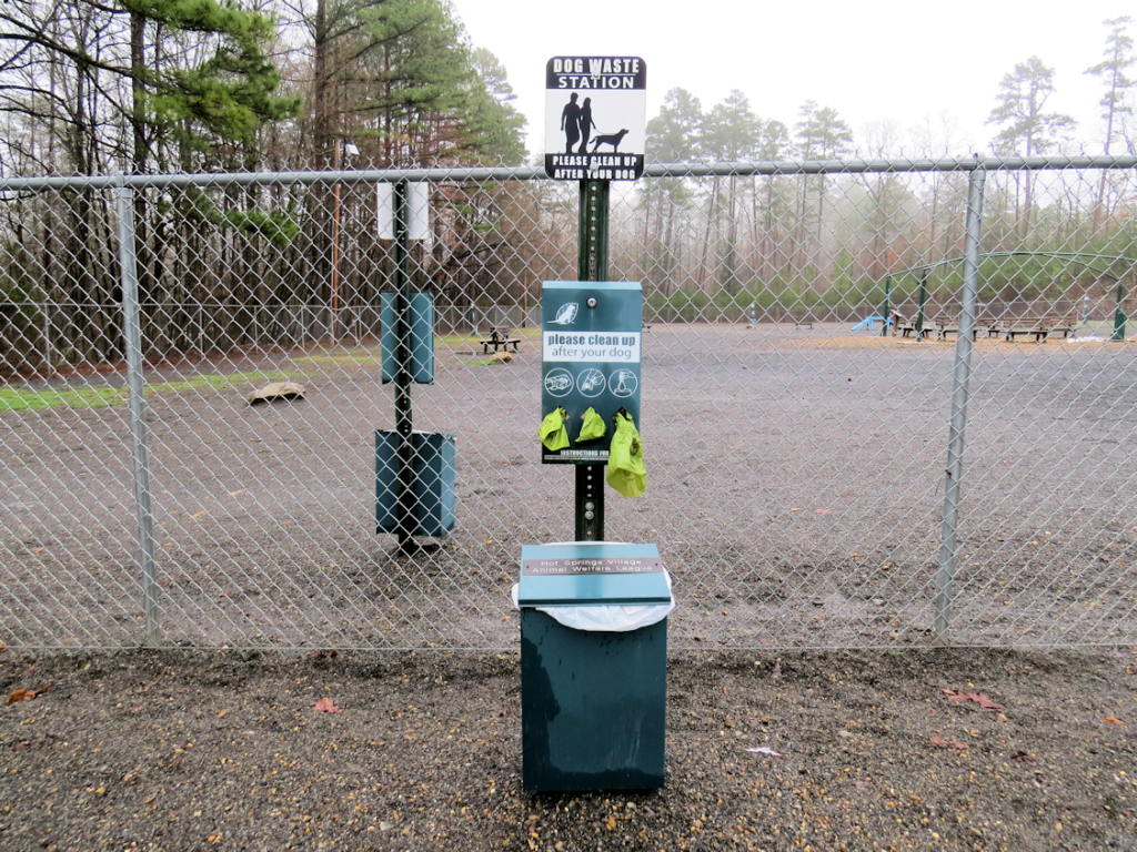Hot Springs Village DeSoto Dog Park has several waste stations with plastic bags for pet clean up and a receptacle to deposit waste.