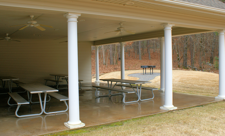 HSV Maderas Gardens Clubhouse Covered Porch