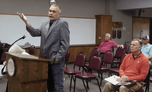 Hot Springs Village Golf Committee Meeting 4-21-22 Kelly Hale Addresses Committee