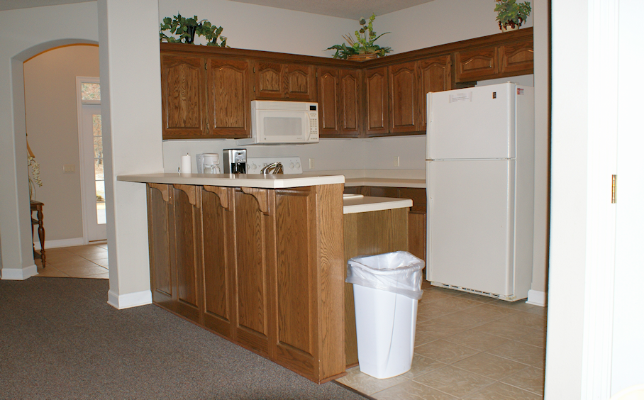 HSV Maderas Gardens Clubhouse Full Kitchen